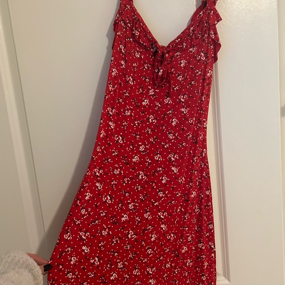 Pretty little thing red ditsy dress us size 8 - Picture 3 of 7